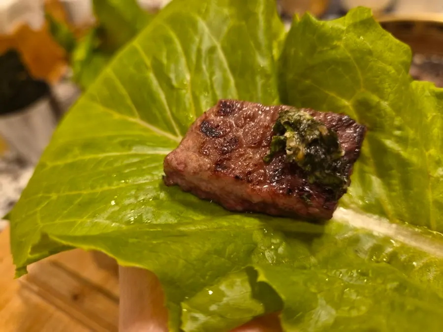 Fully grilled and sliced hanwoo sirloin