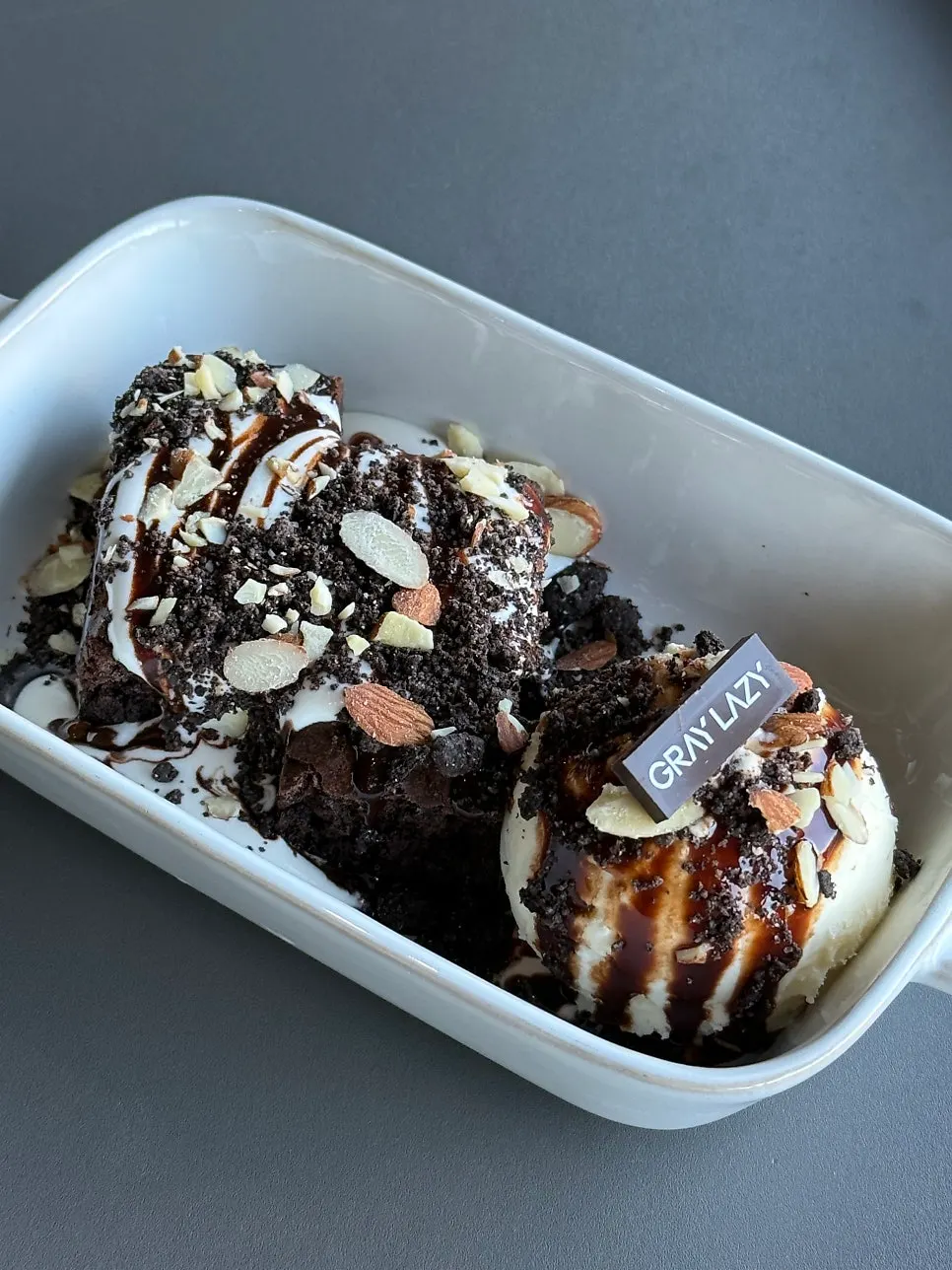 Cream brownie ice cream