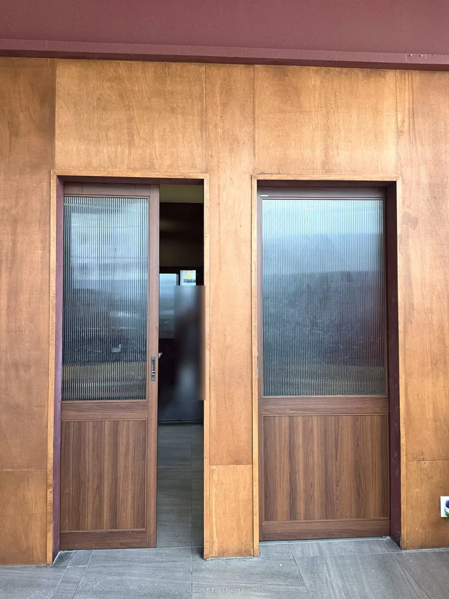 10-seat group room at Ubokgeum Saenggalbi Mokpo Namak Branch