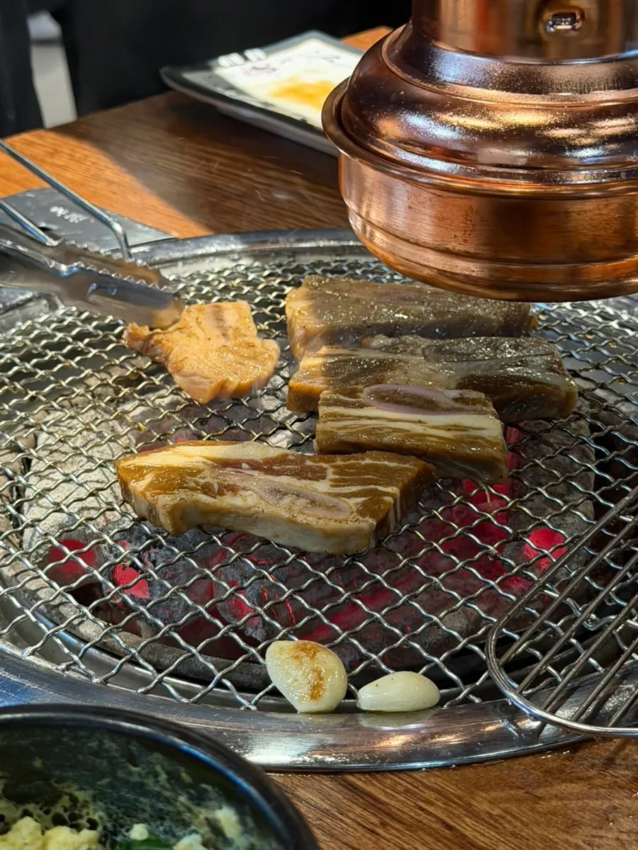 참숯에 올린 소양념갈비