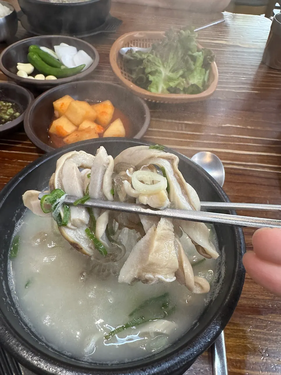 무보까국밥 감삼점 실내 모습