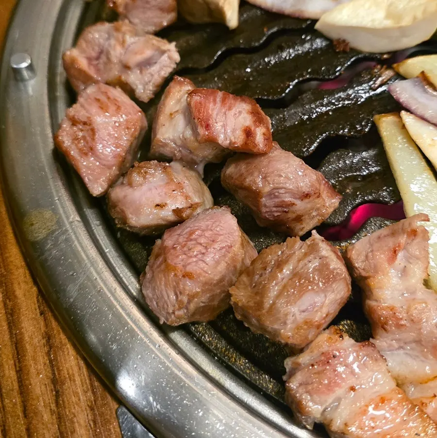 一块有嚼劲的整块横膈肌肉