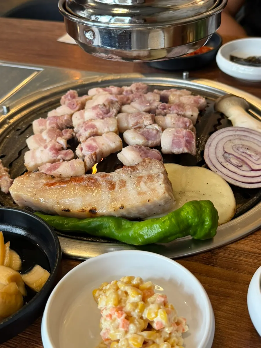 Thickly sliced odol samgyeopsal
