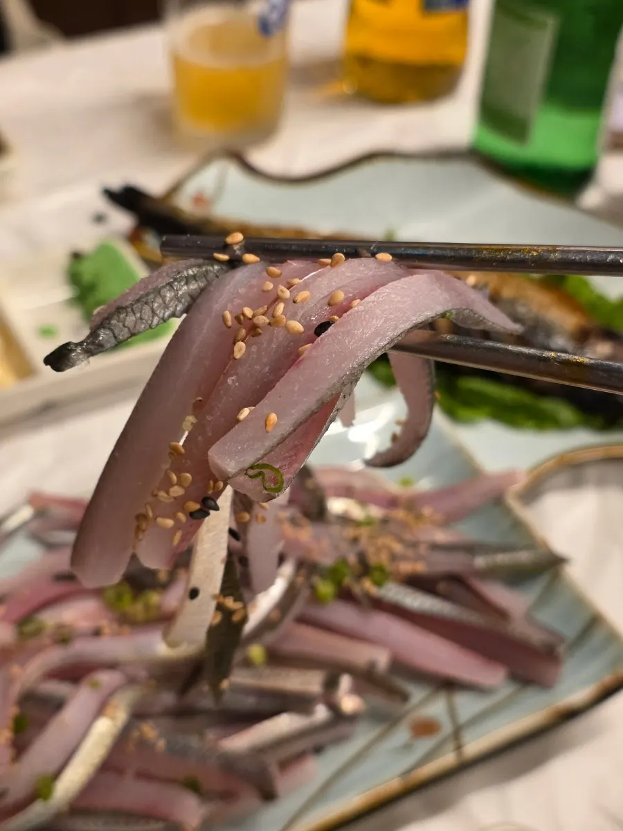 Close-up of the bone-free jeoneo hoe