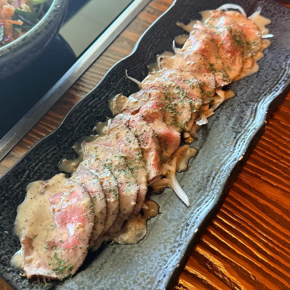 예쁘게 담겨 나온 계란찜