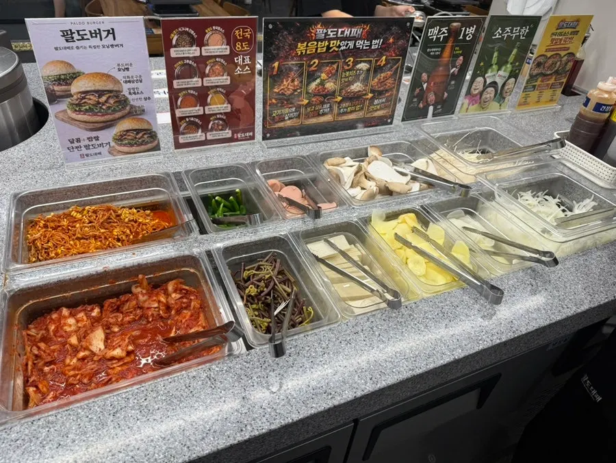 Lettuce wraps and side dishes on the self-bar