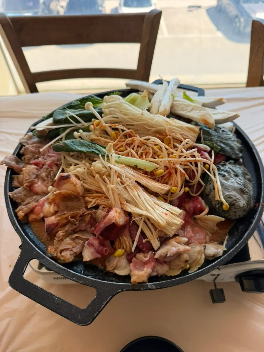 Seafood grill enjoyed with an ocean view