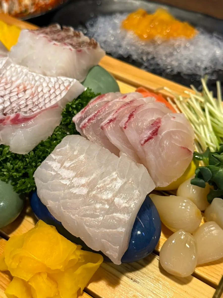 熟成生魚片切面特寫
