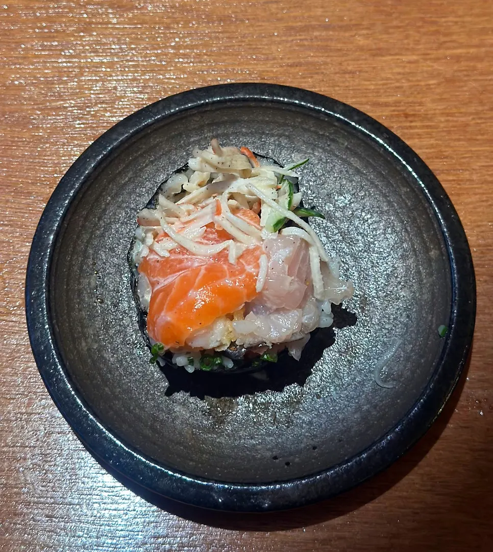 Close-up cross-section of futomaki