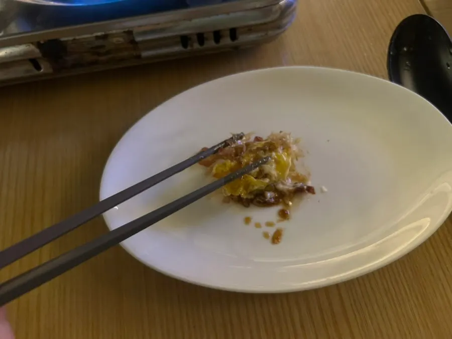 거의 비운 오코노미야끼 철판 접시