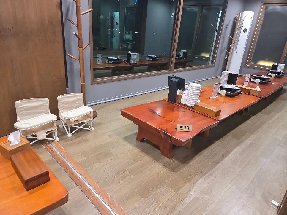 Interior of Bulhyangjip with widely spaced tables