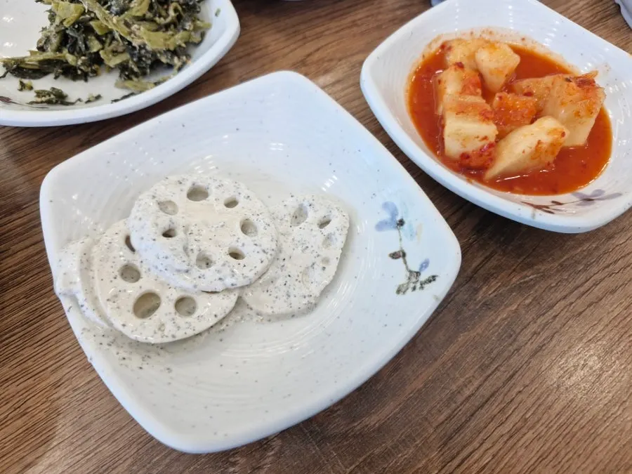 Namul side dishes highlighting natural ingredient flavors