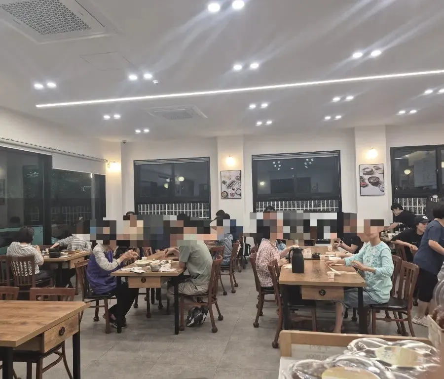 Spaciously arranged tables inside the restaurant