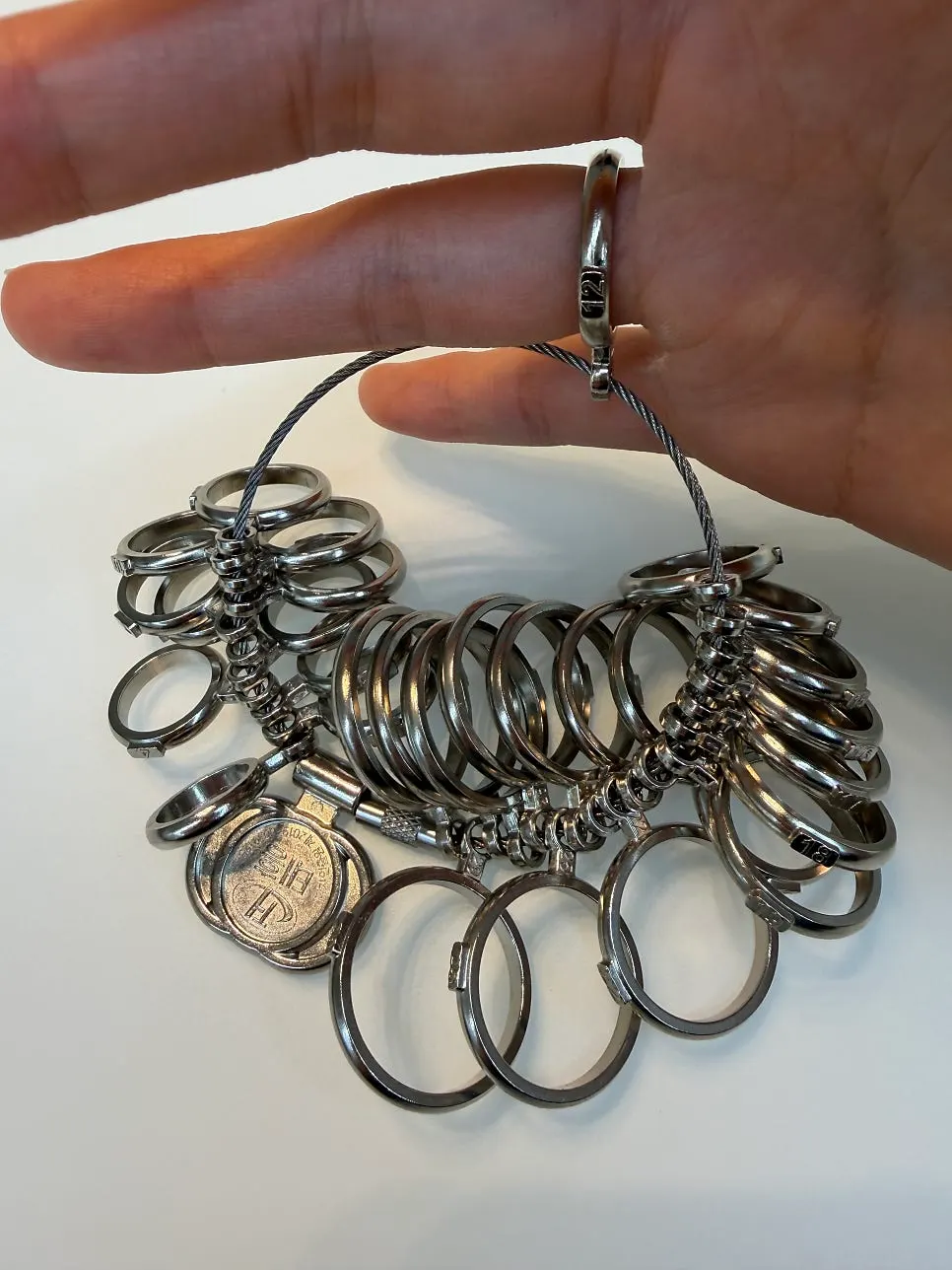 The final flower-pattern ring design chosen
