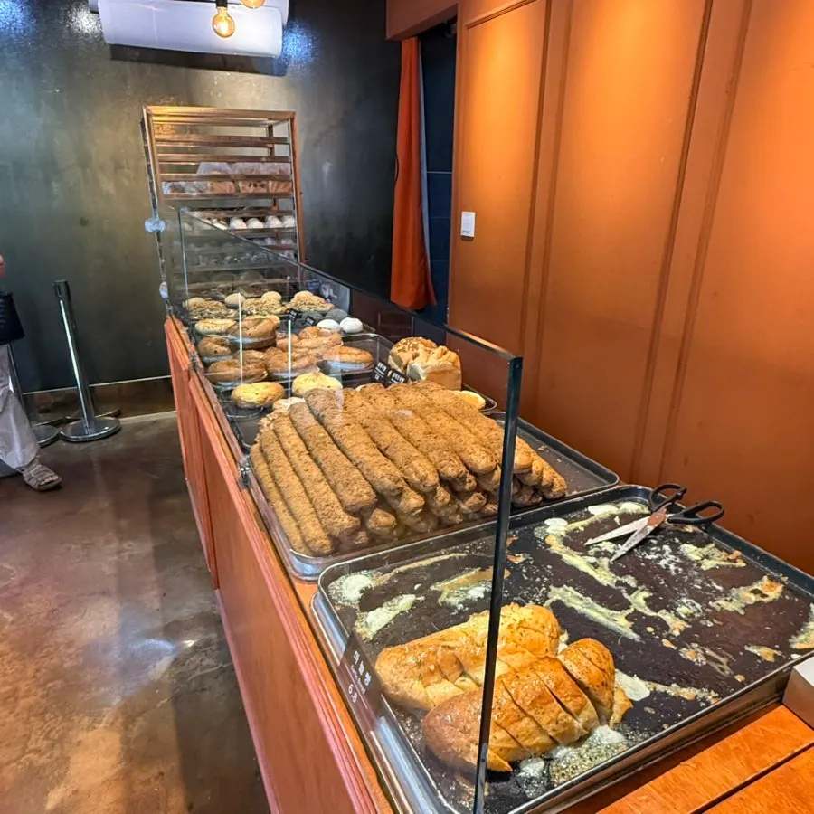 Munhwa Bakery interior with bread on display
