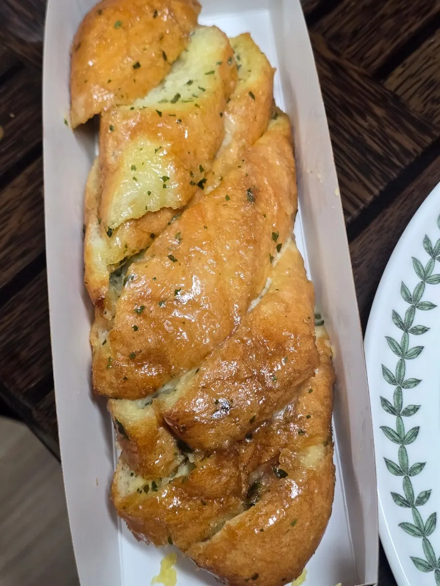 Cross-section of the garlic baguette opened at home