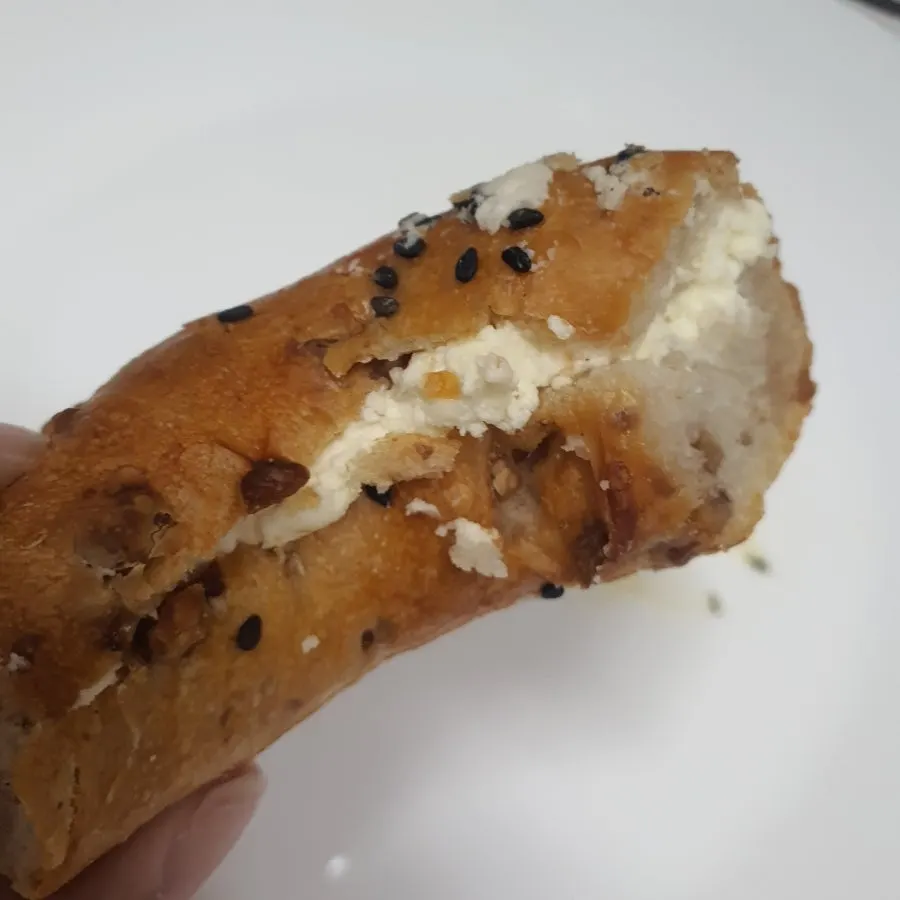 Cross-section of the onion bagel with onion cream filling