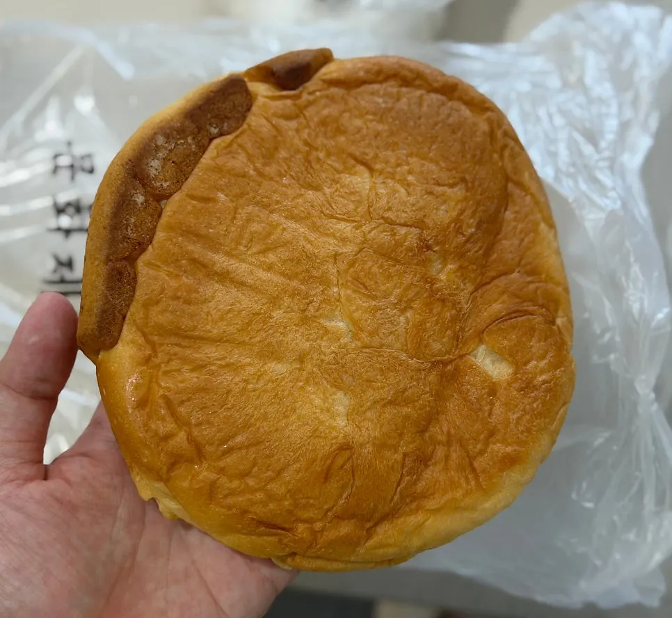 호떡처럼 생긴 문화제빵 메이플크림치즈