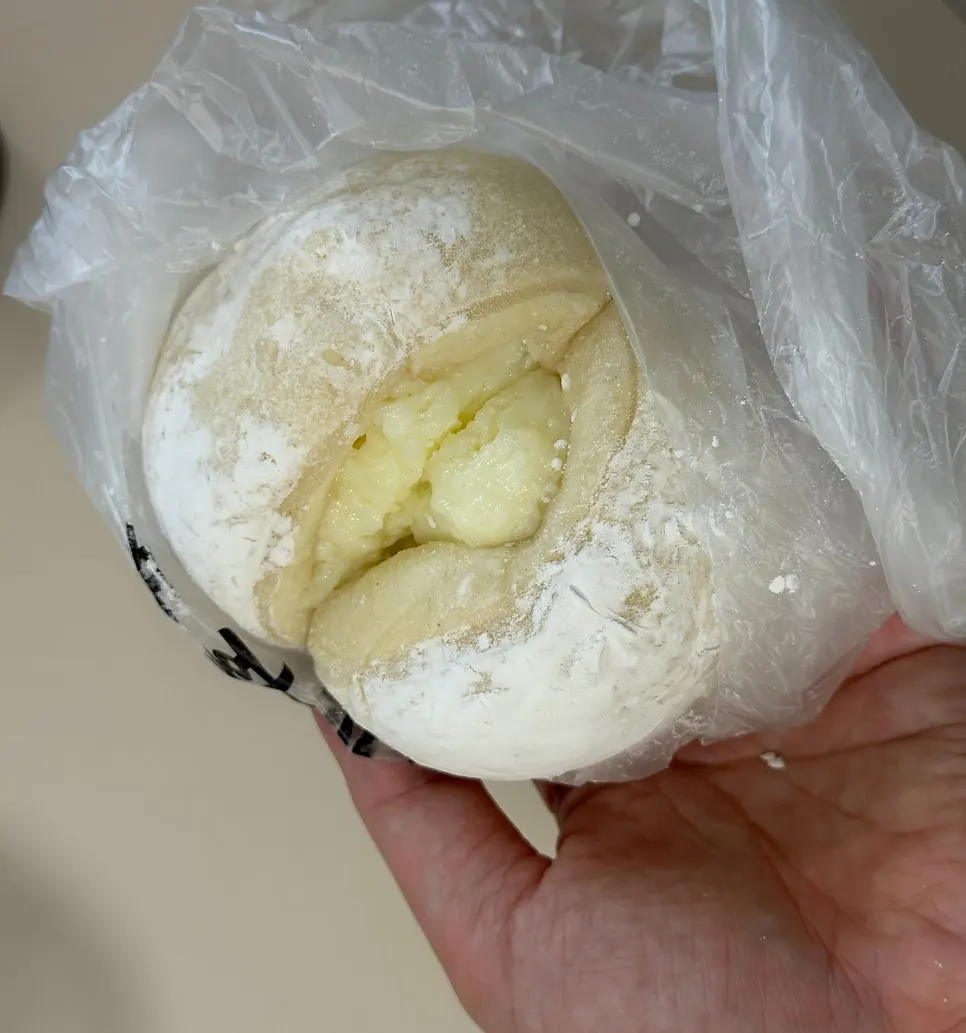 크림이 가득 든 문화제빵 우유크림빵