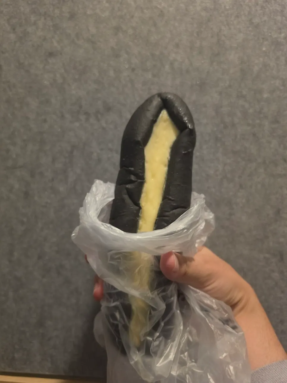 Black-dough squid ink condensed milk bread