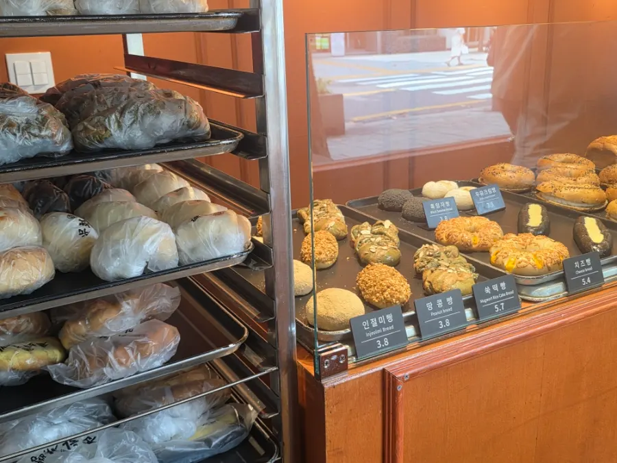 Three breads chosen at Munhwa Bakery