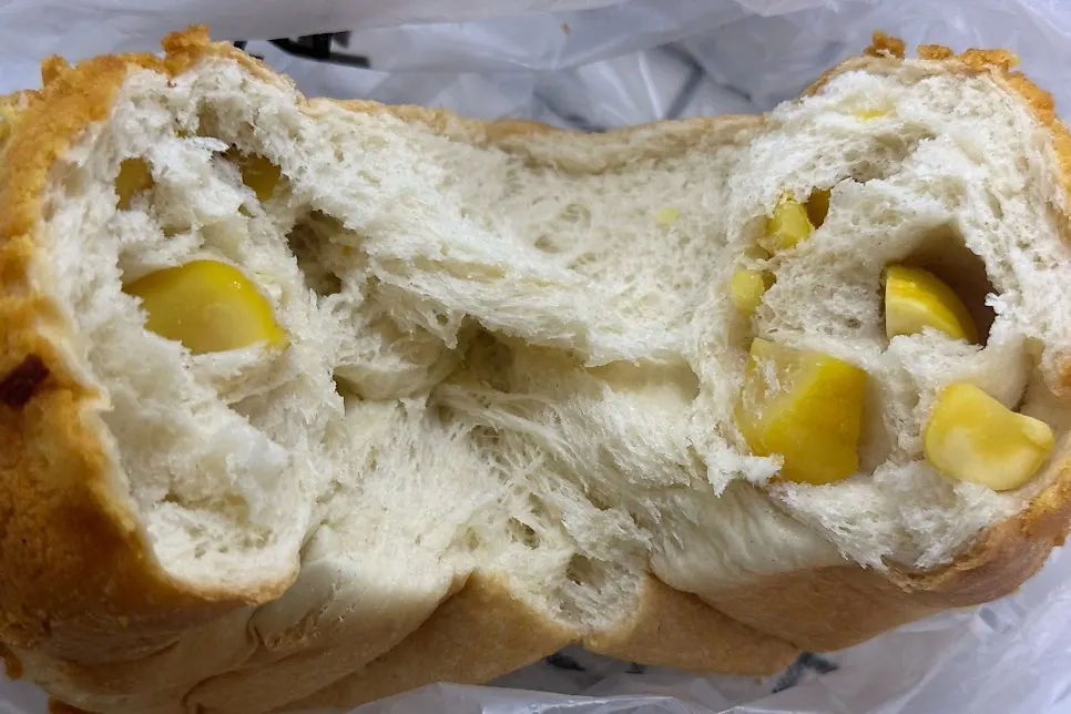 Whole rice-chestnut loaf still in its packaging