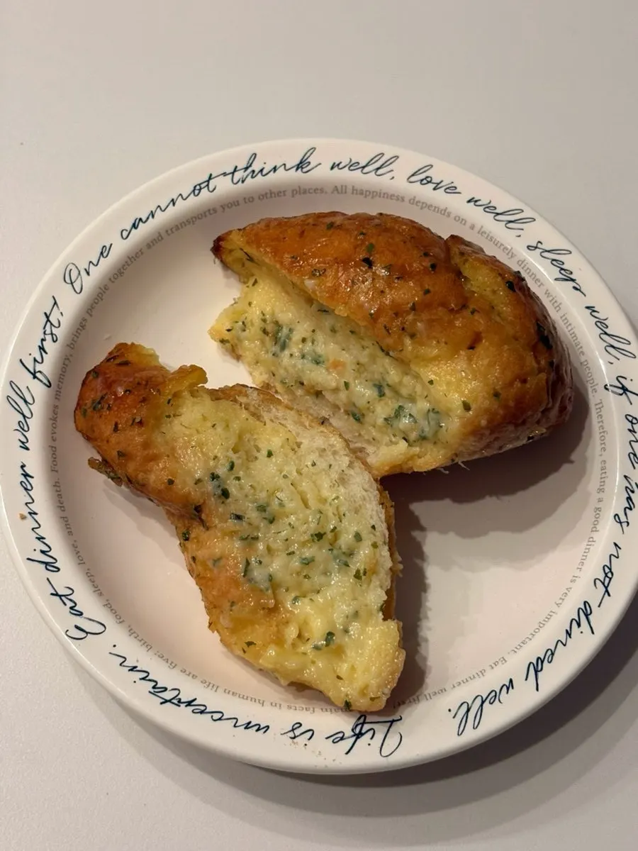 Munhwa Bakery garlic bread paired with coffee