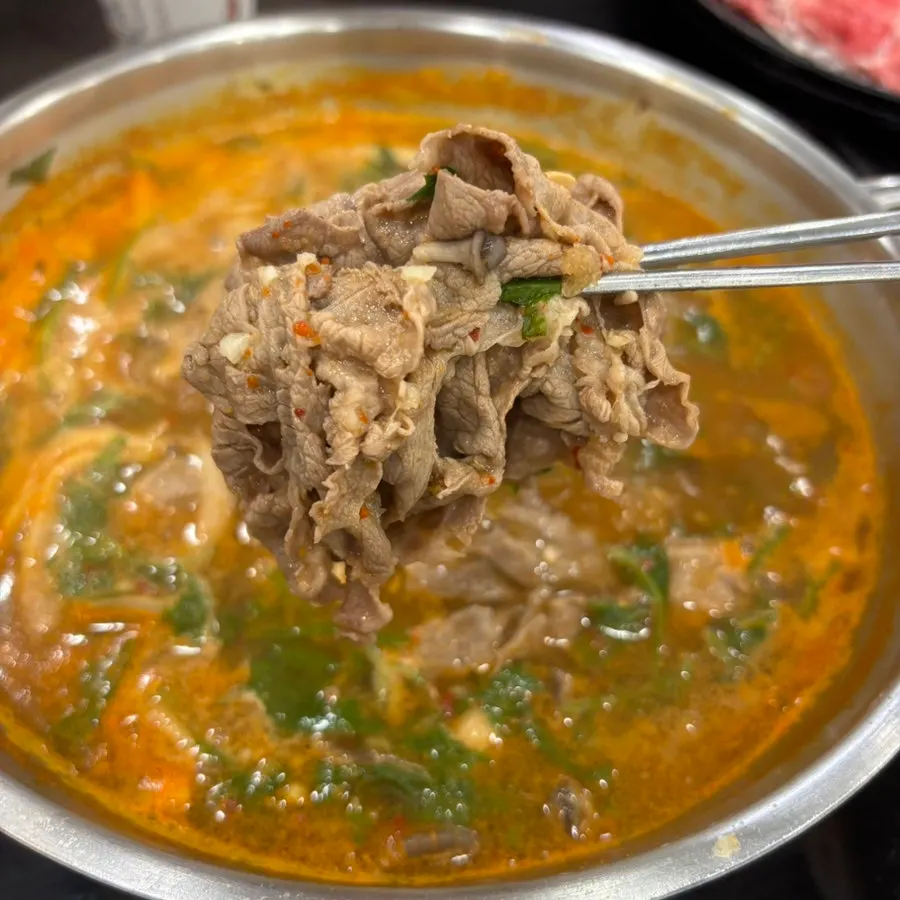 Sujebi added along with the kalguksu noodles