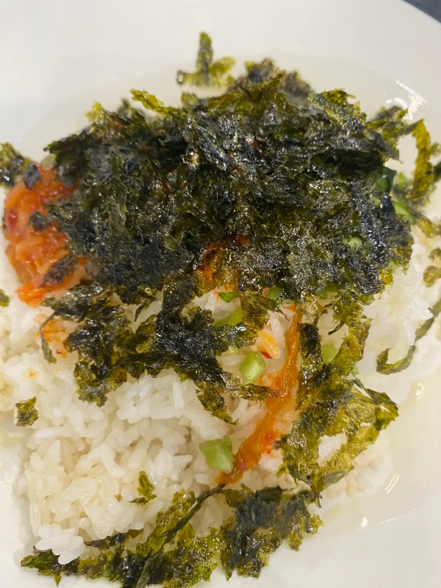 Ingredients for the finishing fried rice