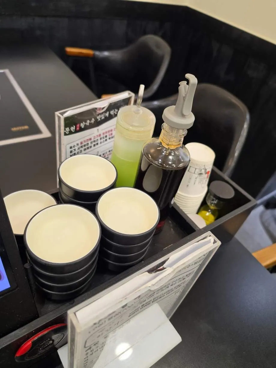 Wasabi soy sauce mixed in the recommended ratio