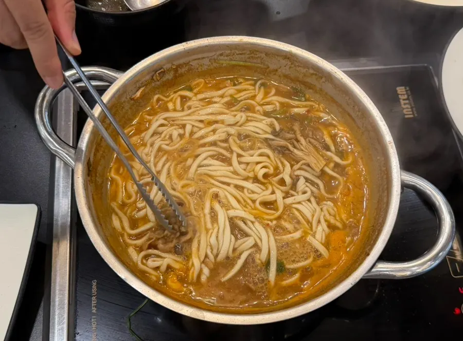 사리로 나온 자가제면 칼국수 면
