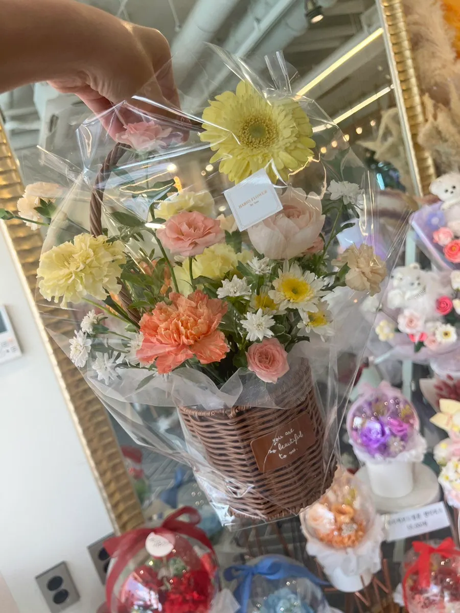 Mini flower basket prepared as a Chuseok gift