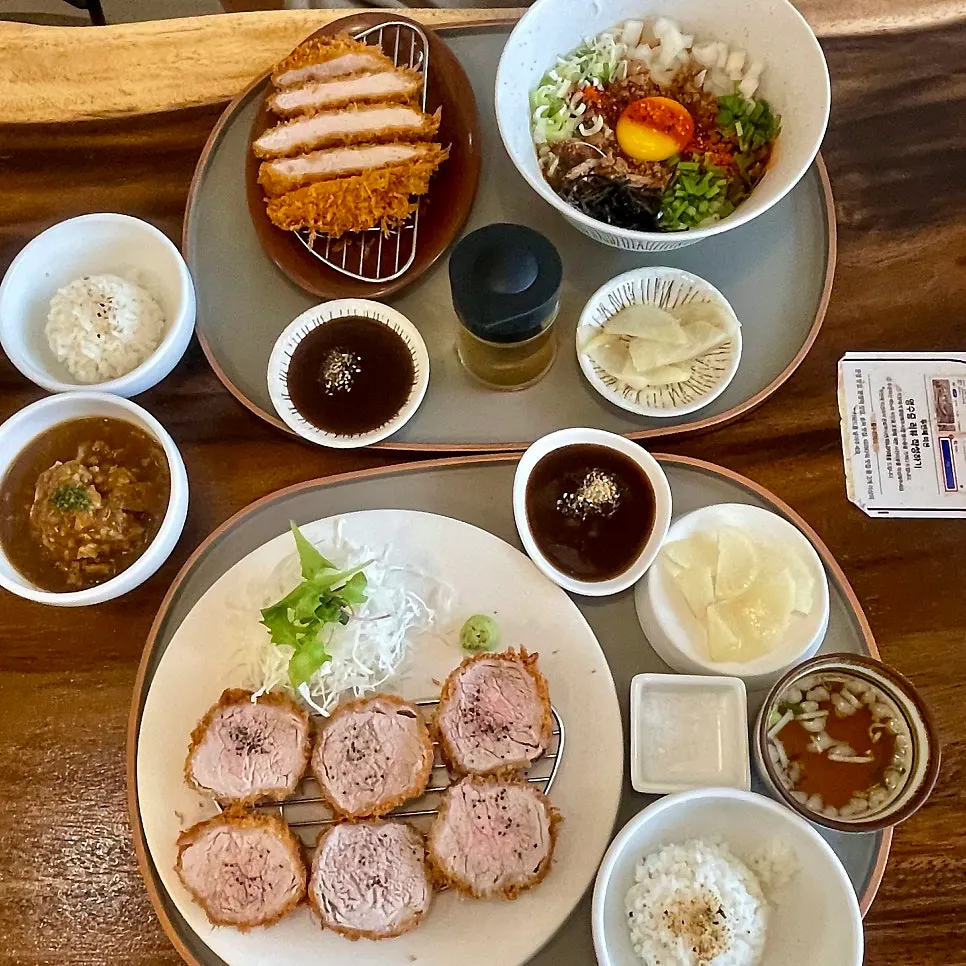 Meal at Gome Mui with mazemen and tonkatsu