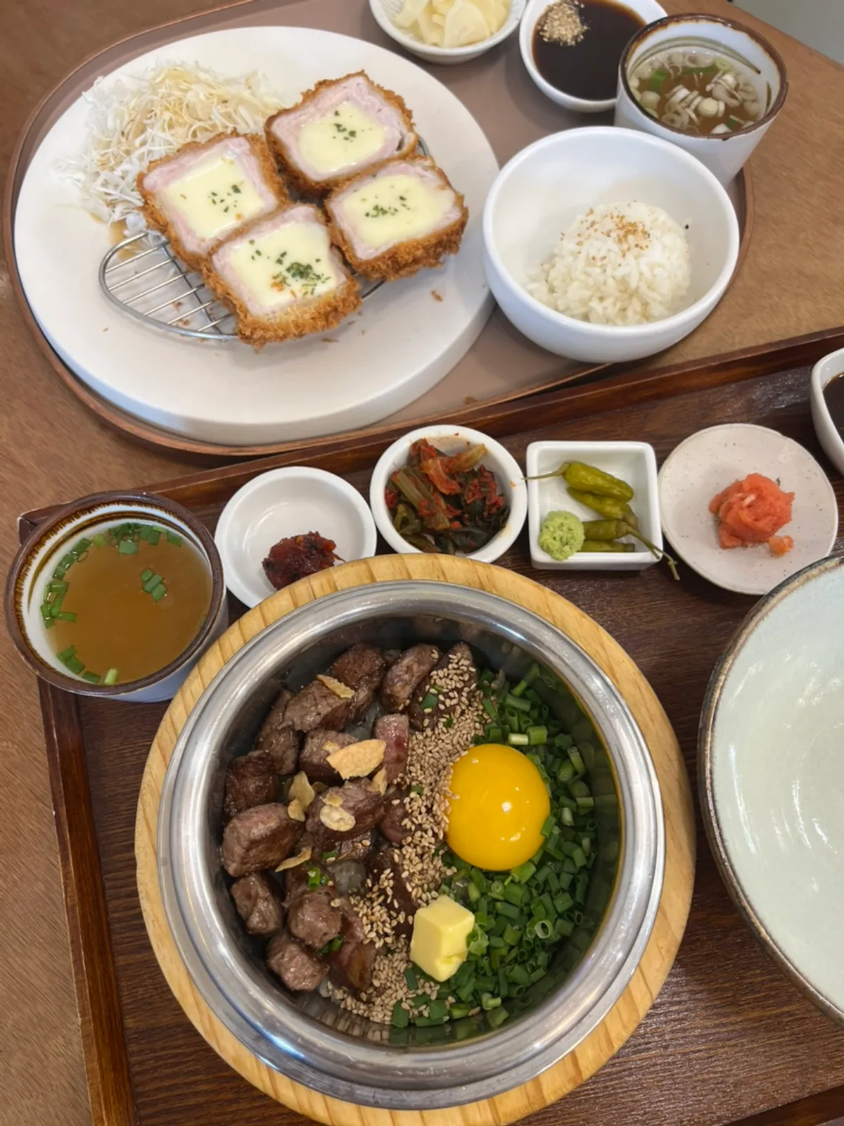Meal at Gome Mui in Munjeong Terra Tower