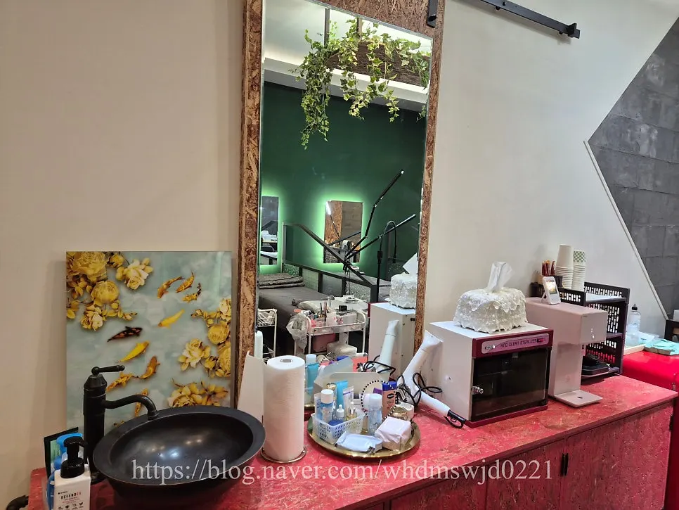 Introduction to the Lash Doll studio