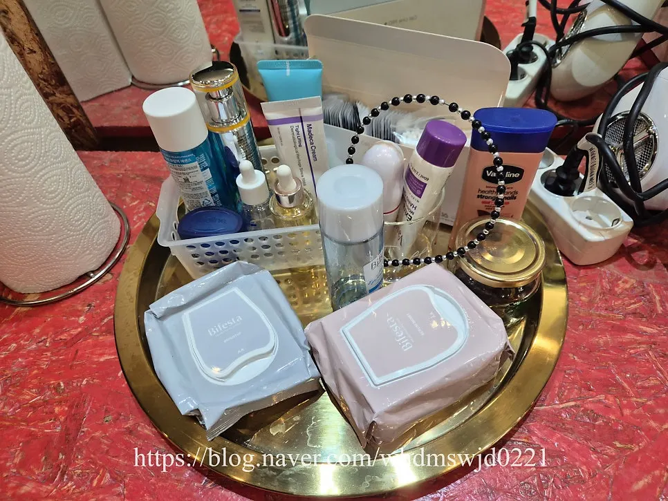 Lash Doll eyelash treatment space