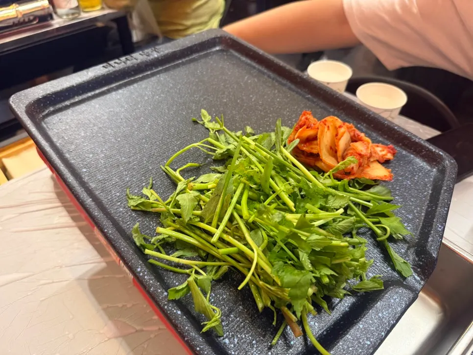 Basic table setup with kimchi and minari