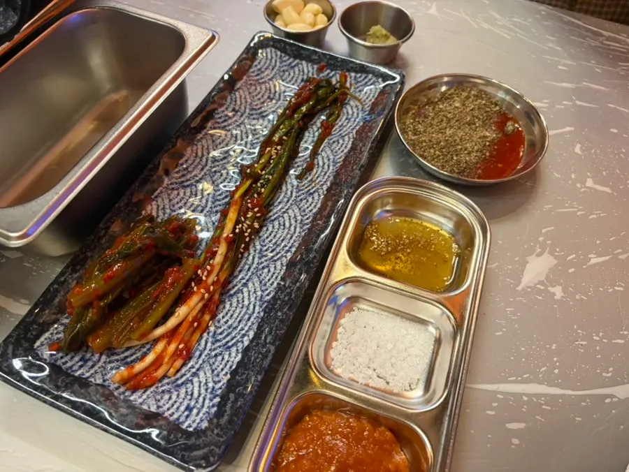 Ssamjang, salt, and sesame oil sauce set
