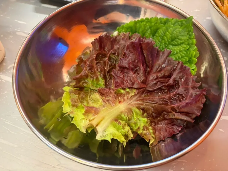 Lettuce wraps and house sauce to go with the meat