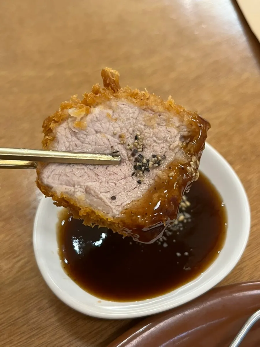 장어솥밥과 곁들임 반찬 한 상