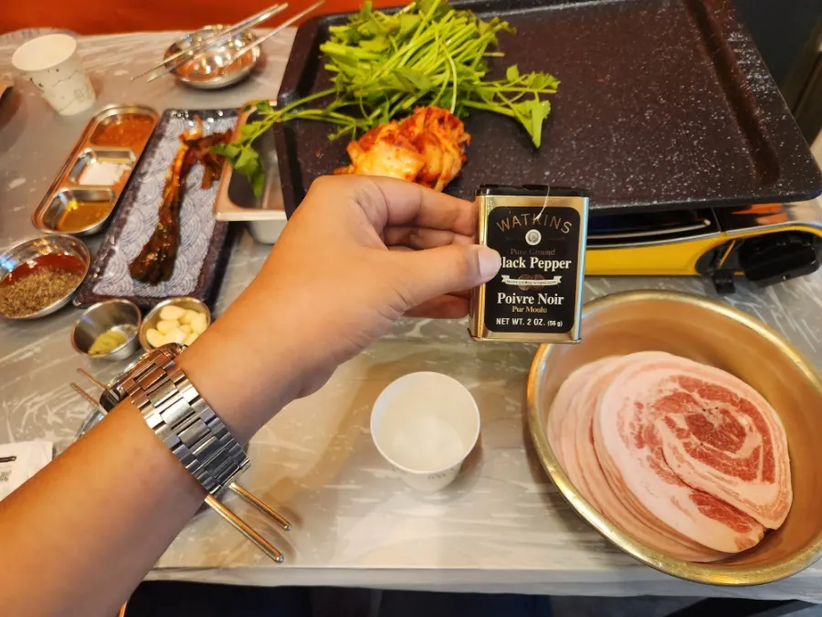 Flower naengsam grilling together with vegetables
