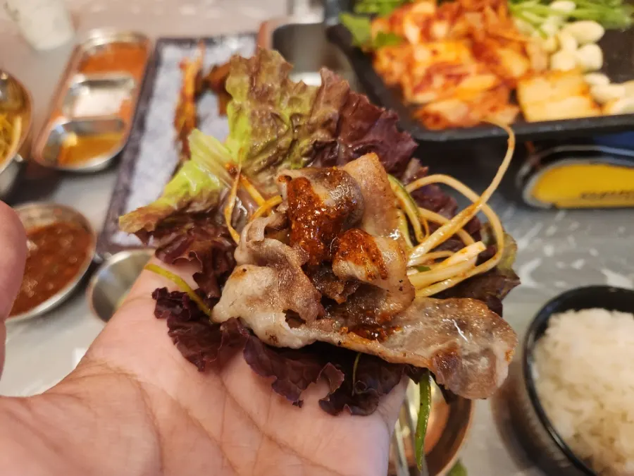 Naengsam wrap made with rice