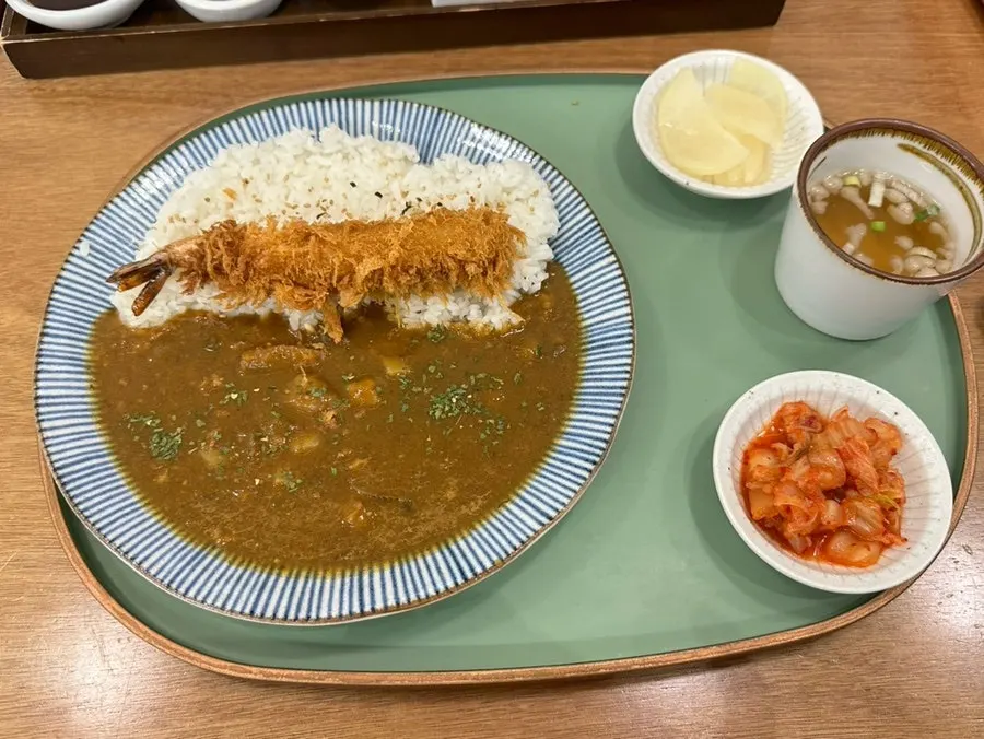 Plate of thick loin tonkatsu