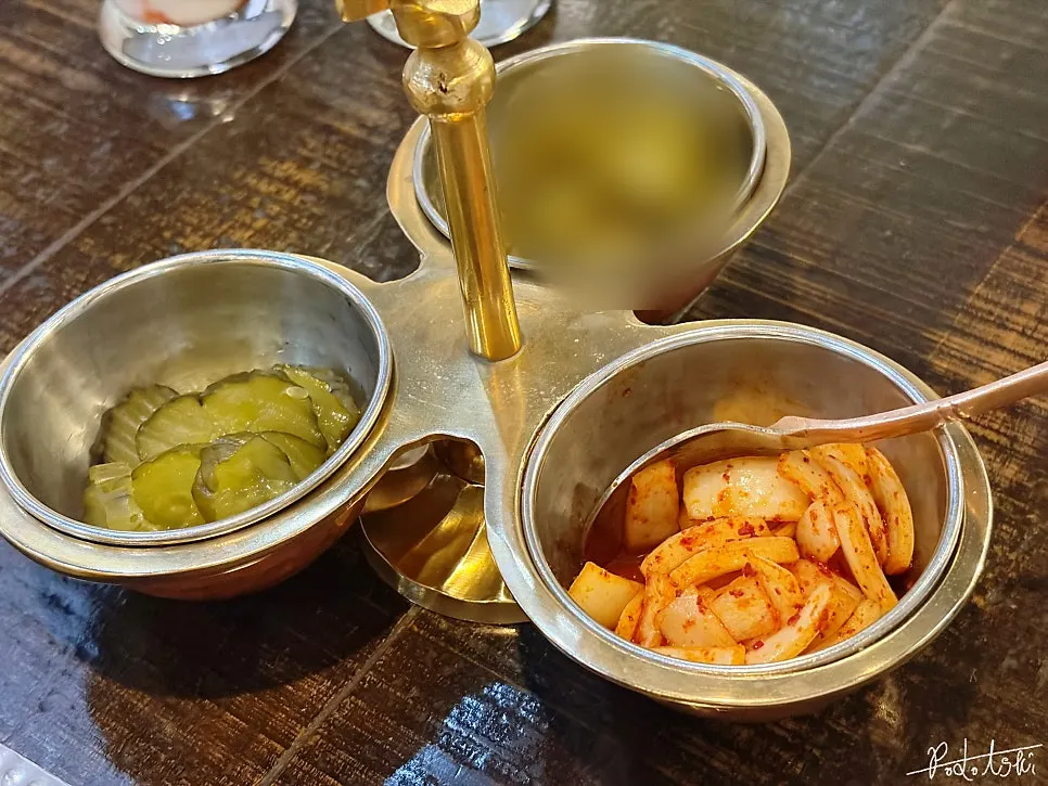 주문 후 먼저 나온 머노까머나 밑반찬