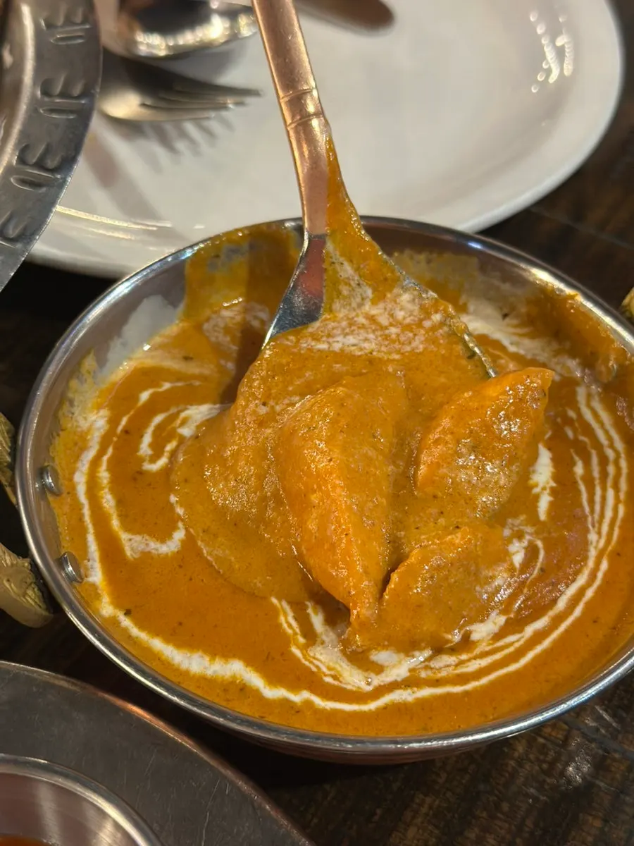 Tender chicken inside the butter chicken curry