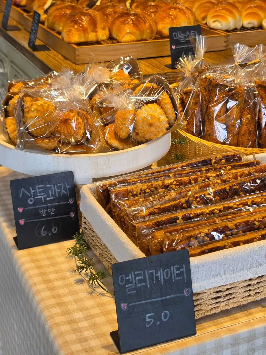 On the Rail's bakery display case