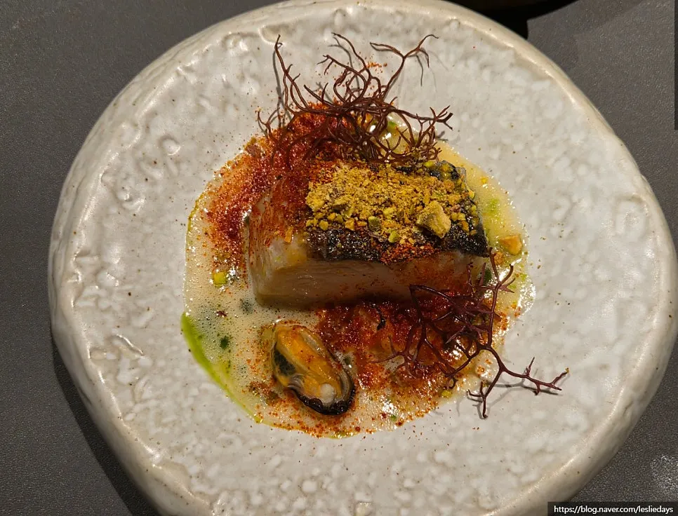 Wando kelp butter served on a shell tray