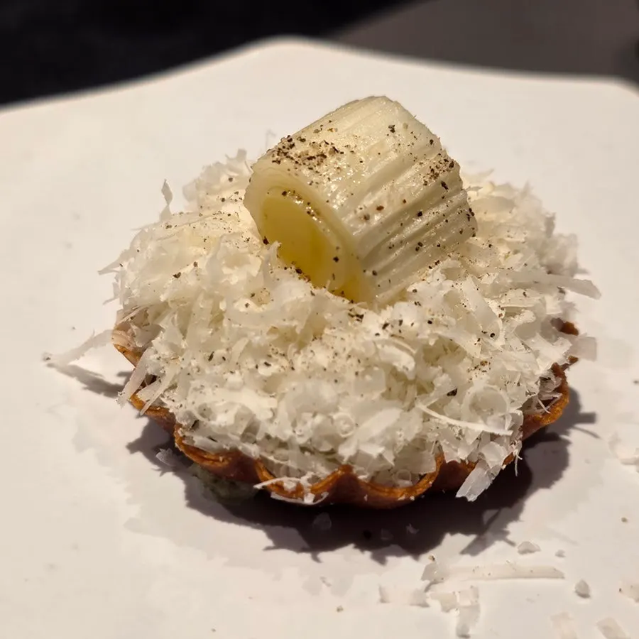 MUSEO's Shinan green onion tart