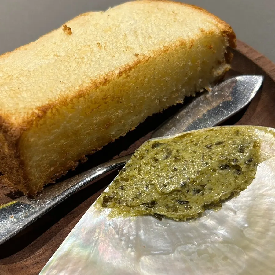 Wando kelp butter with bread