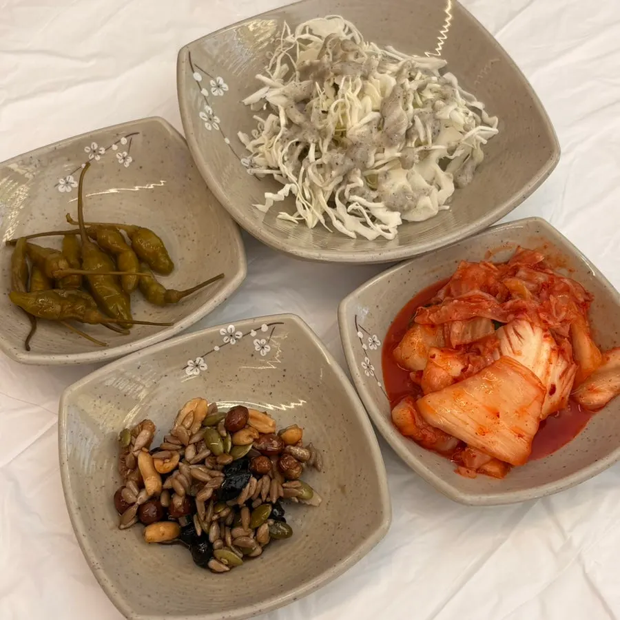 Basic side dishes including salad and seasoned soybeans